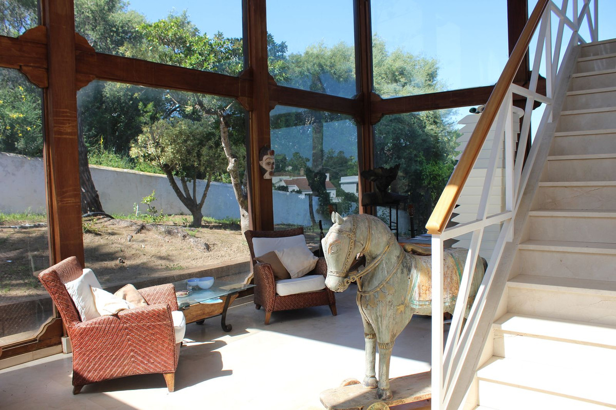 Se vende Villa - Chalet de 5 dormitorios en Costa Del Sol, Cadiz, España
