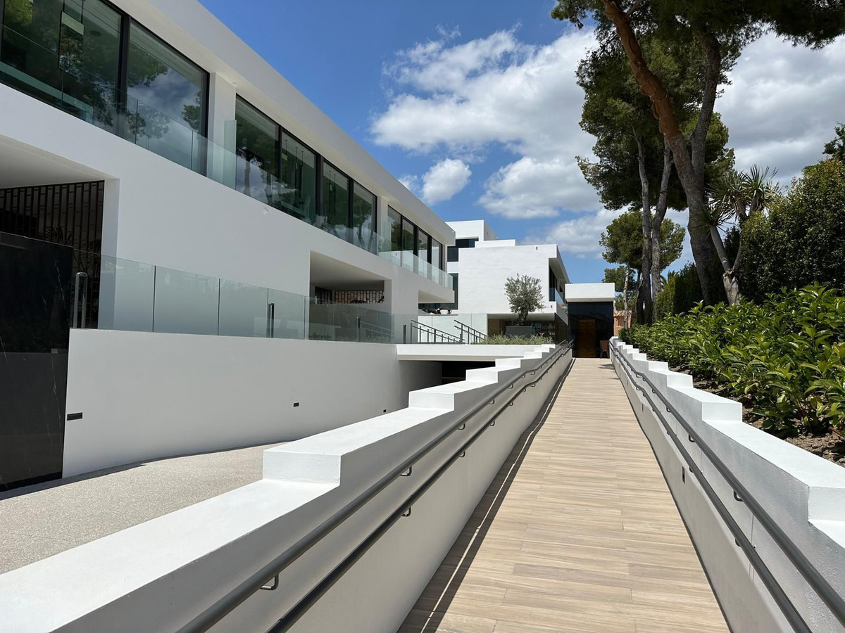 Se vende Pareada de 4 dormitorios en Costa Del Sol, Málaga, España