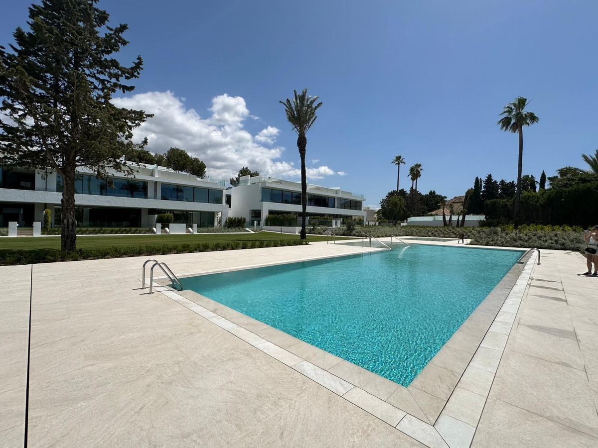 Se vende Pareada de 4 dormitorios en Costa Del Sol, Málaga, España