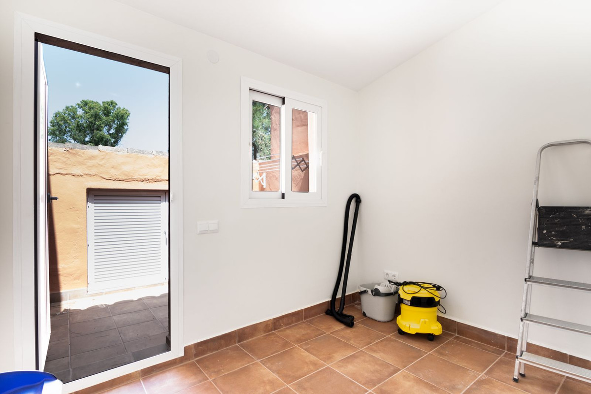 3 Bed Apartment for sale in Guadalmina Baja Costa Del Sol, Málaga, Spain