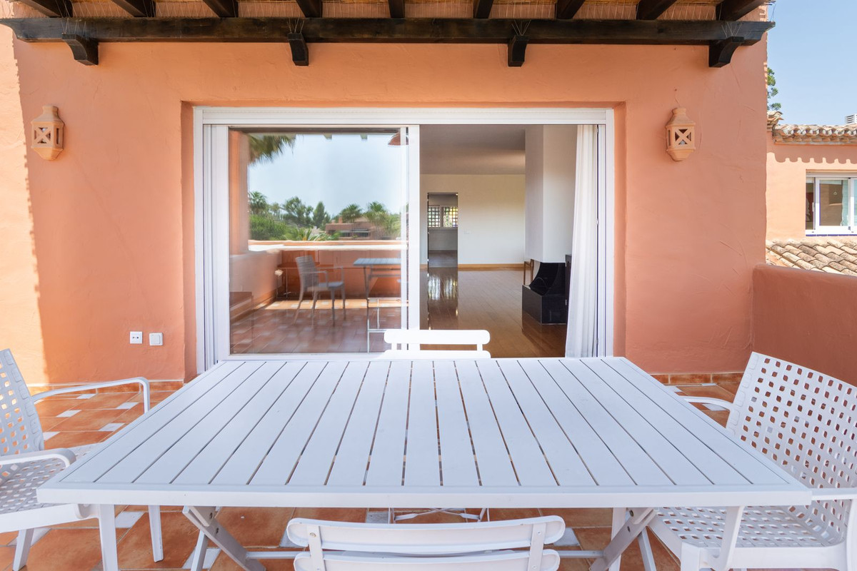 3 Bed Apartment for sale in Guadalmina Baja Costa Del Sol, Málaga, Spain
