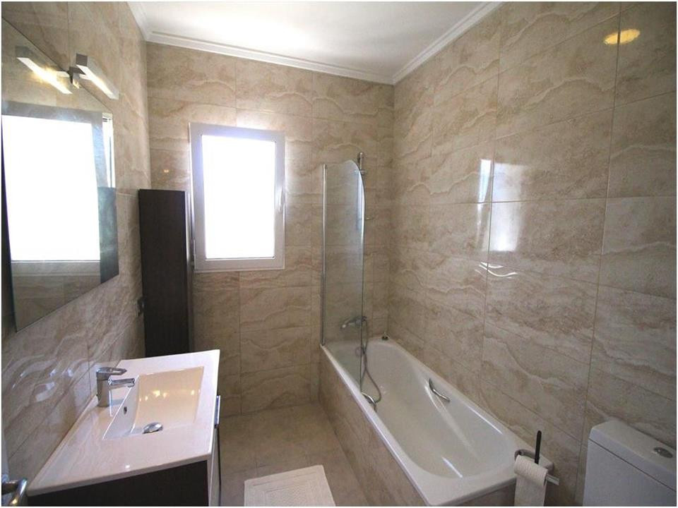 Se vende Villa - Chalet de 3 dormitorios en Costa Blanca, Alicante, España