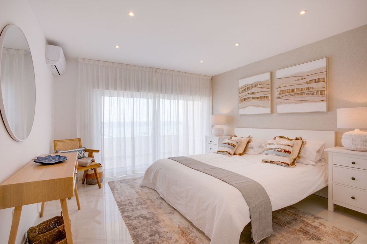 3 Bed Townhouse for sale in Estepona Costa Del Sol, Málaga, Spain