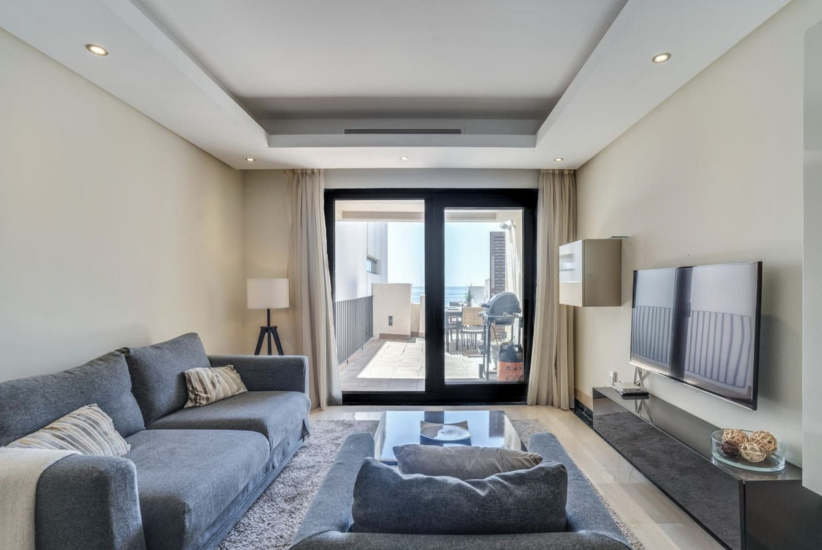 2 Bed Apartment for sale in New Golden Mile Costa Del Sol, Málaga, Spain