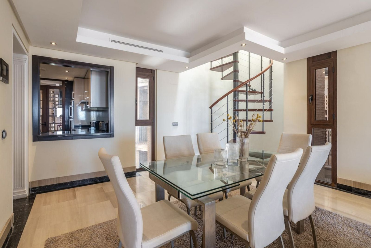 2 Bed Apartment for sale in New Golden Mile Costa Del Sol, Málaga, Spain