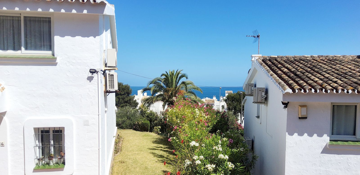 2 Bed Apartment for sale in Torrenueva Costa Del Sol, Málaga, Spain