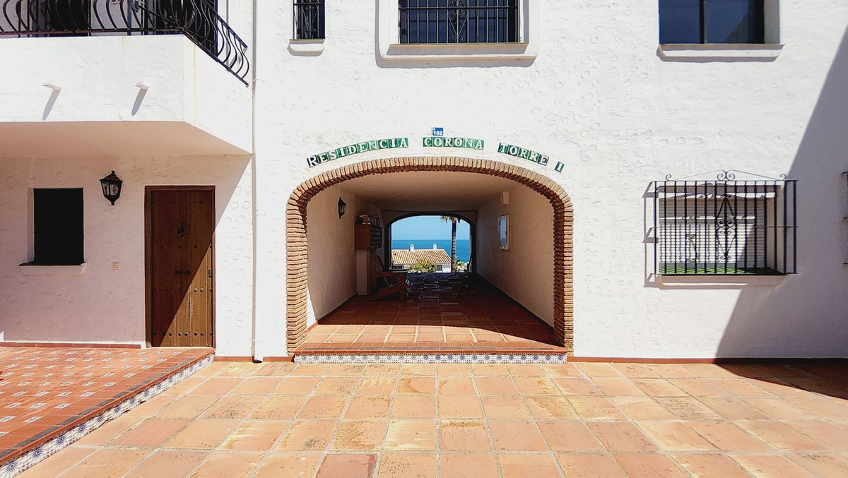 2 Bed Apartment for sale in Torrenueva Costa Del Sol, Málaga, Spain