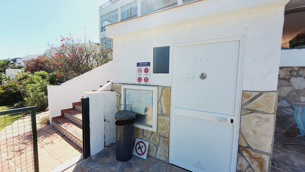 2 Bed Apartment for sale in Torrenueva Costa Del Sol, Málaga, Spain