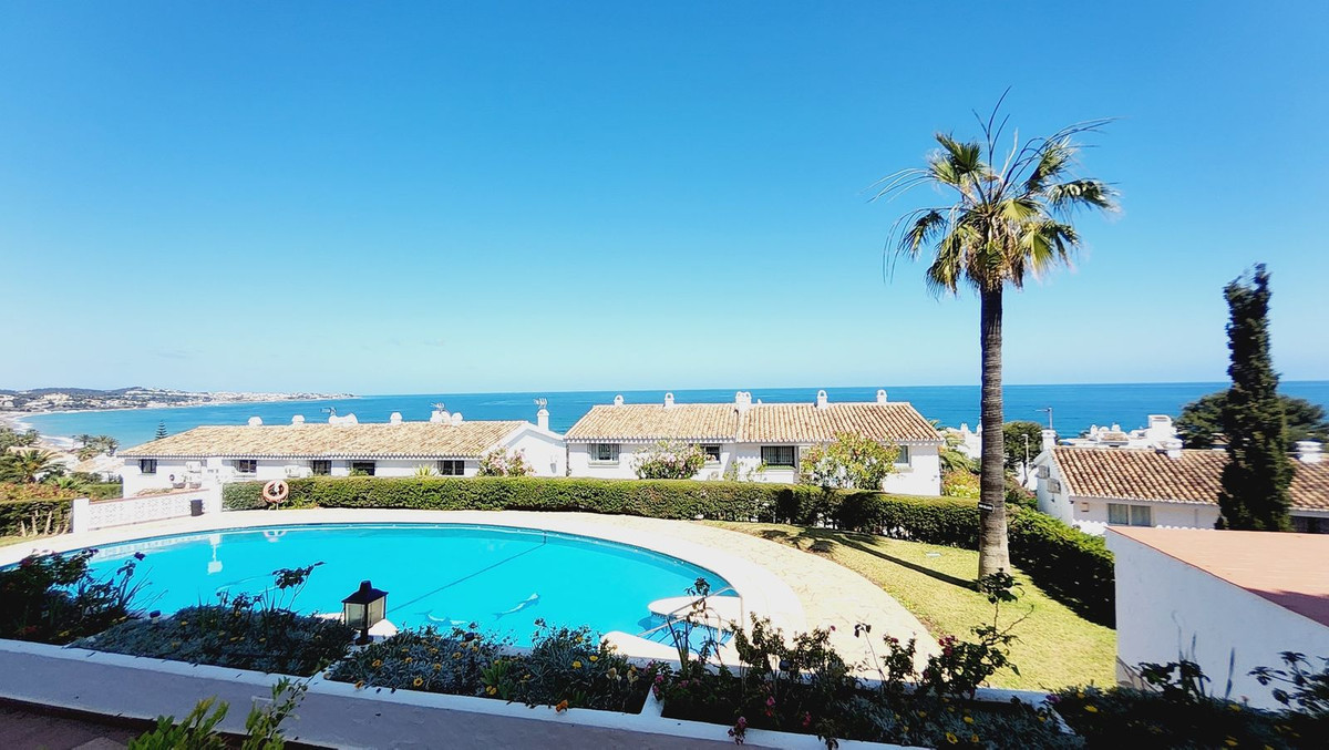 2 Bed Apartment for sale in Torrenueva Costa Del Sol, Málaga, Spain