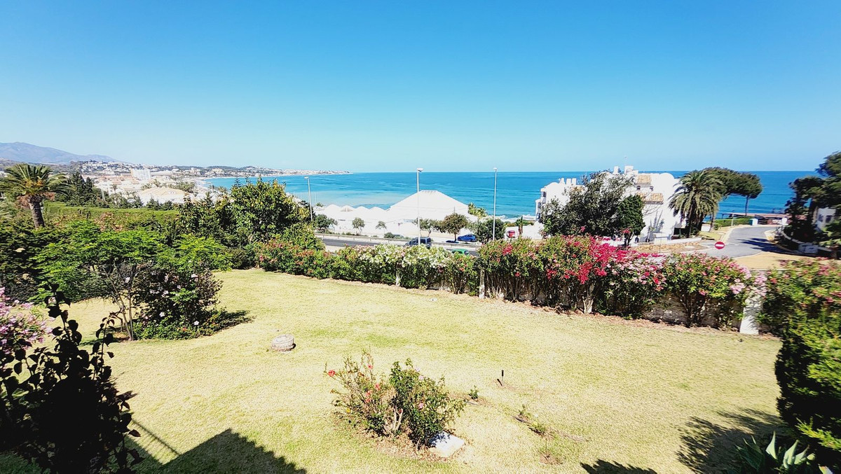 2 Bed Apartment for sale in Torrenueva Costa Del Sol, Málaga, Spain