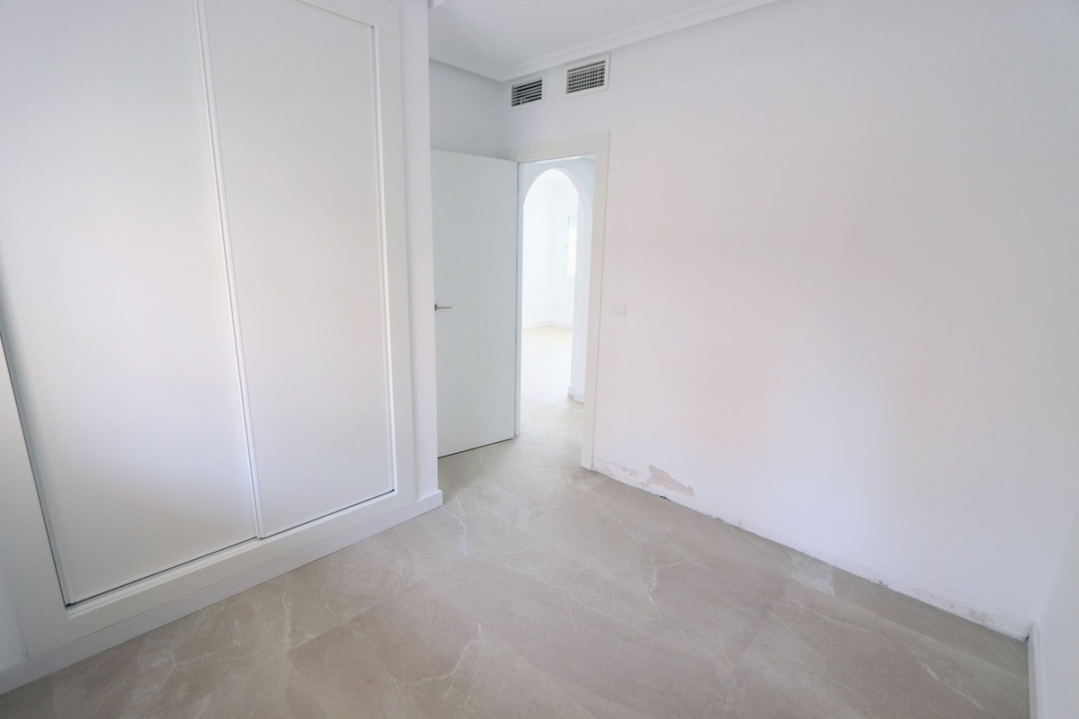 2 Bed Apartment for sale in Torre De La Horadada Costa Blanca, Alicante, Spain