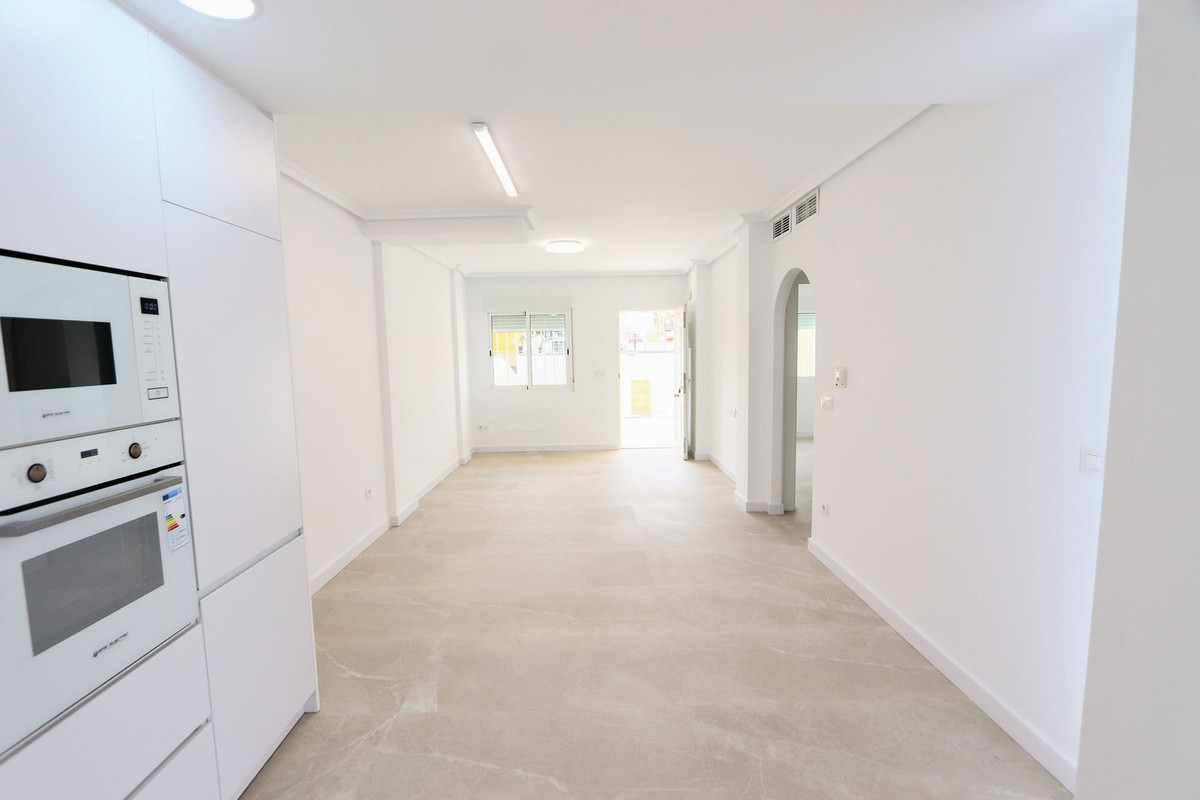 2 Bed Apartment for sale in Torre De La Horadada Costa Blanca, Alicante, Spain