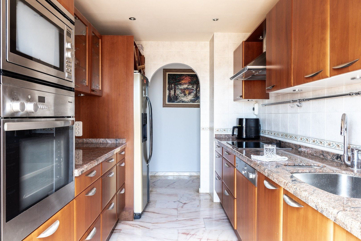2 Bed Apartment for sale in Higueron Costa Del Sol, Málaga, Spain