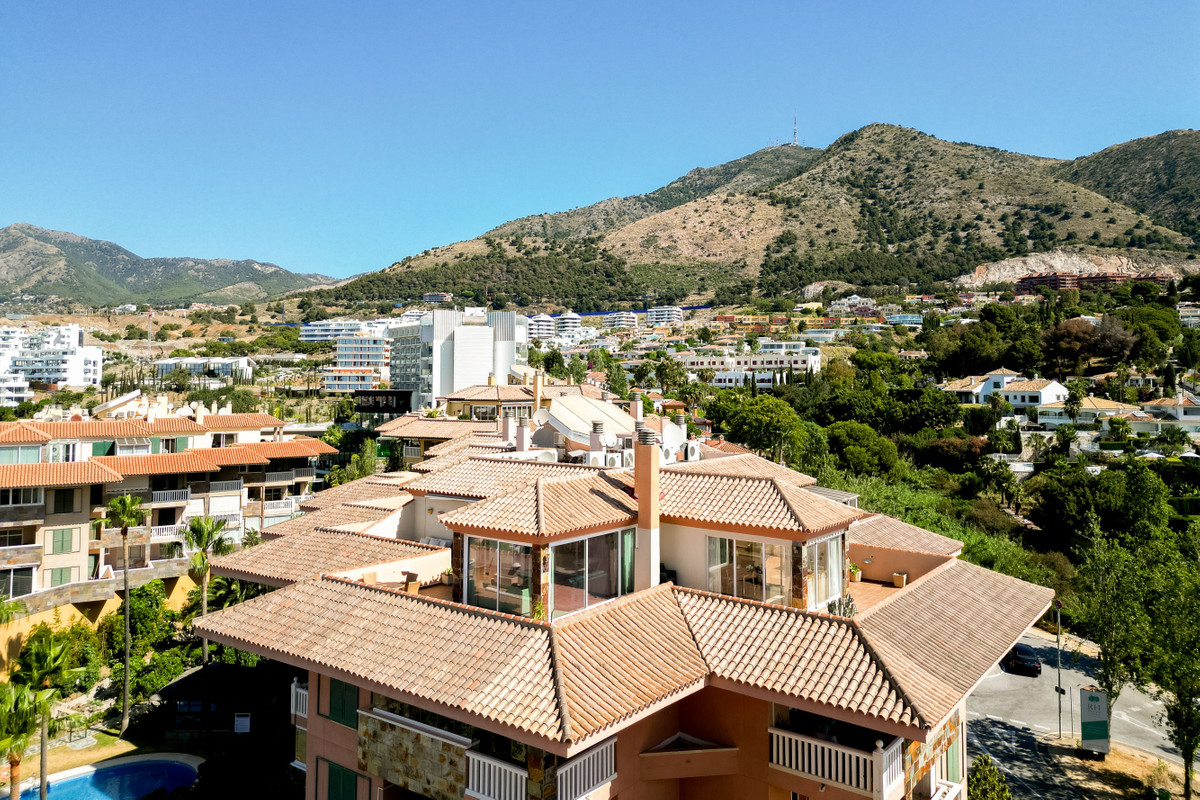 2 Bed Apartment for sale in Higueron Costa Del Sol, Málaga, Spain