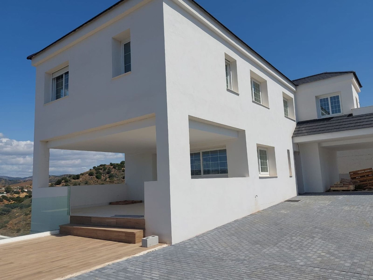 4 Bed Townhouse for sale in Mijas Golf Costa Del Sol, Málaga, Spain