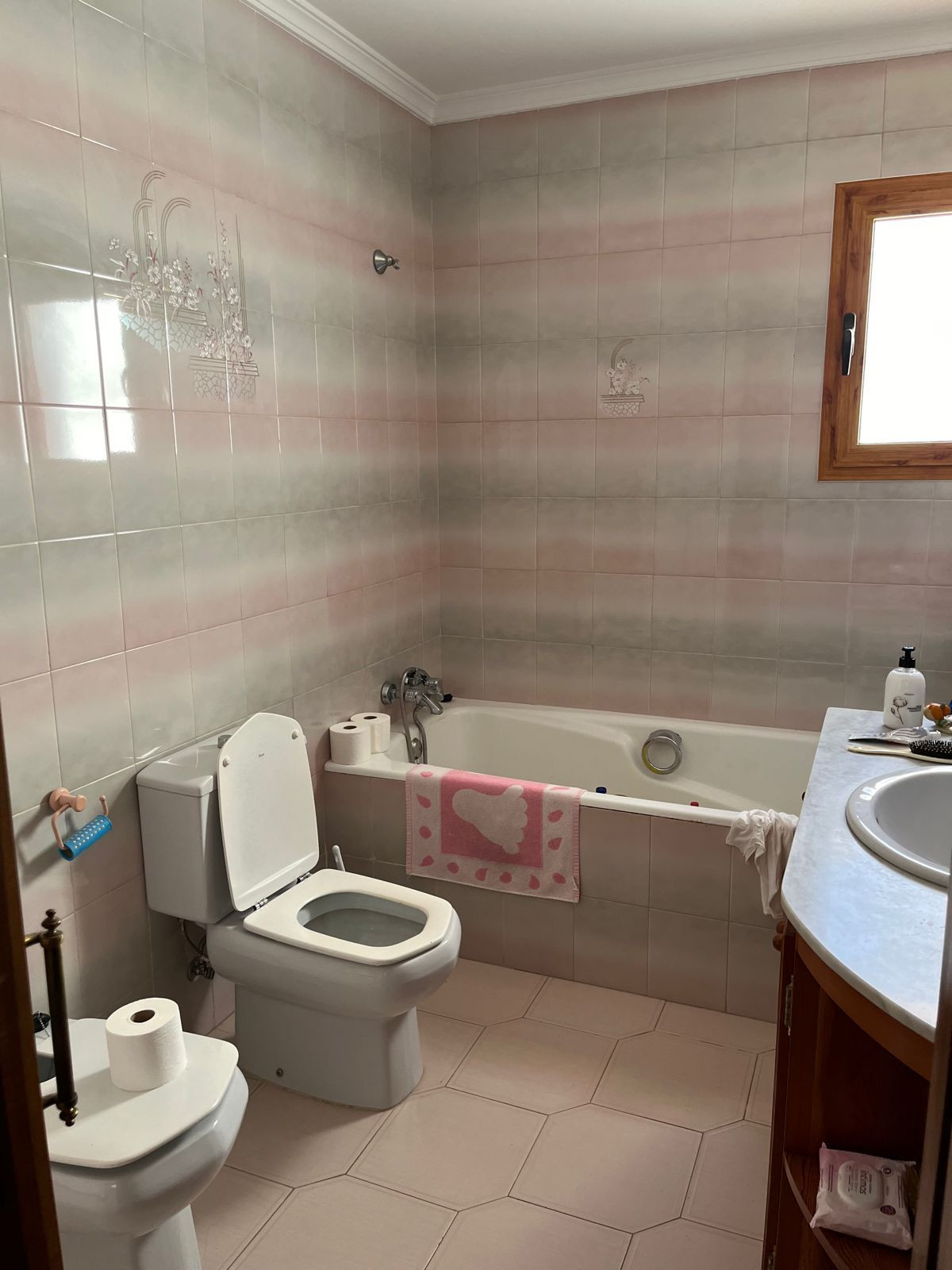 Se vende Villa - Chalet de 4 dormitorios en Costa Del Sol, Málaga, España