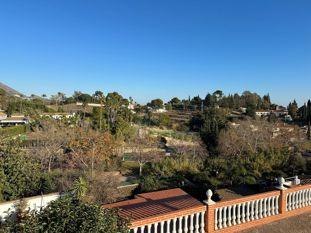 Se vende Villa - Chalet de 4 dormitorios en Costa Del Sol, Málaga, España