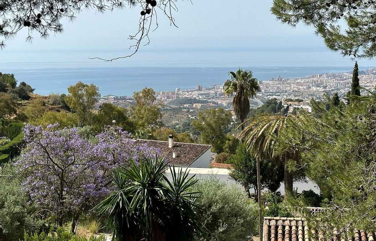 Se vende Terreno Urbano  en Costa Del Sol, Málaga, España