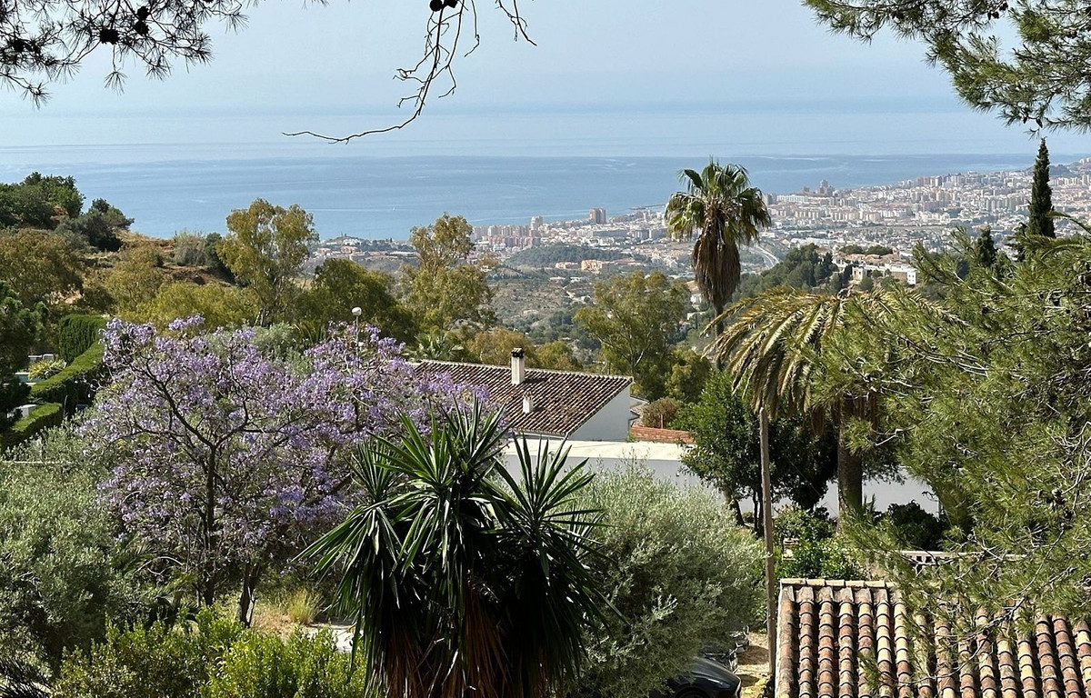 Se vende Terreno Urbano  en Costa Del Sol, Málaga, España