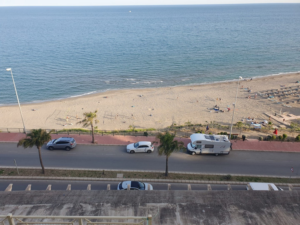 Se vende Apartamento Planta Media de 2 dormitorios en Costa Del Sol, Málaga, España