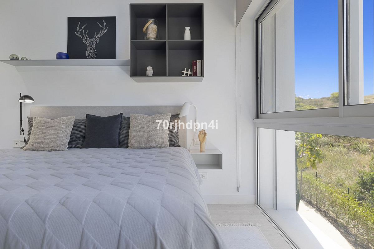 3 Bed Apartment for sale in Casares Costa Del Sol, Málaga, Spain