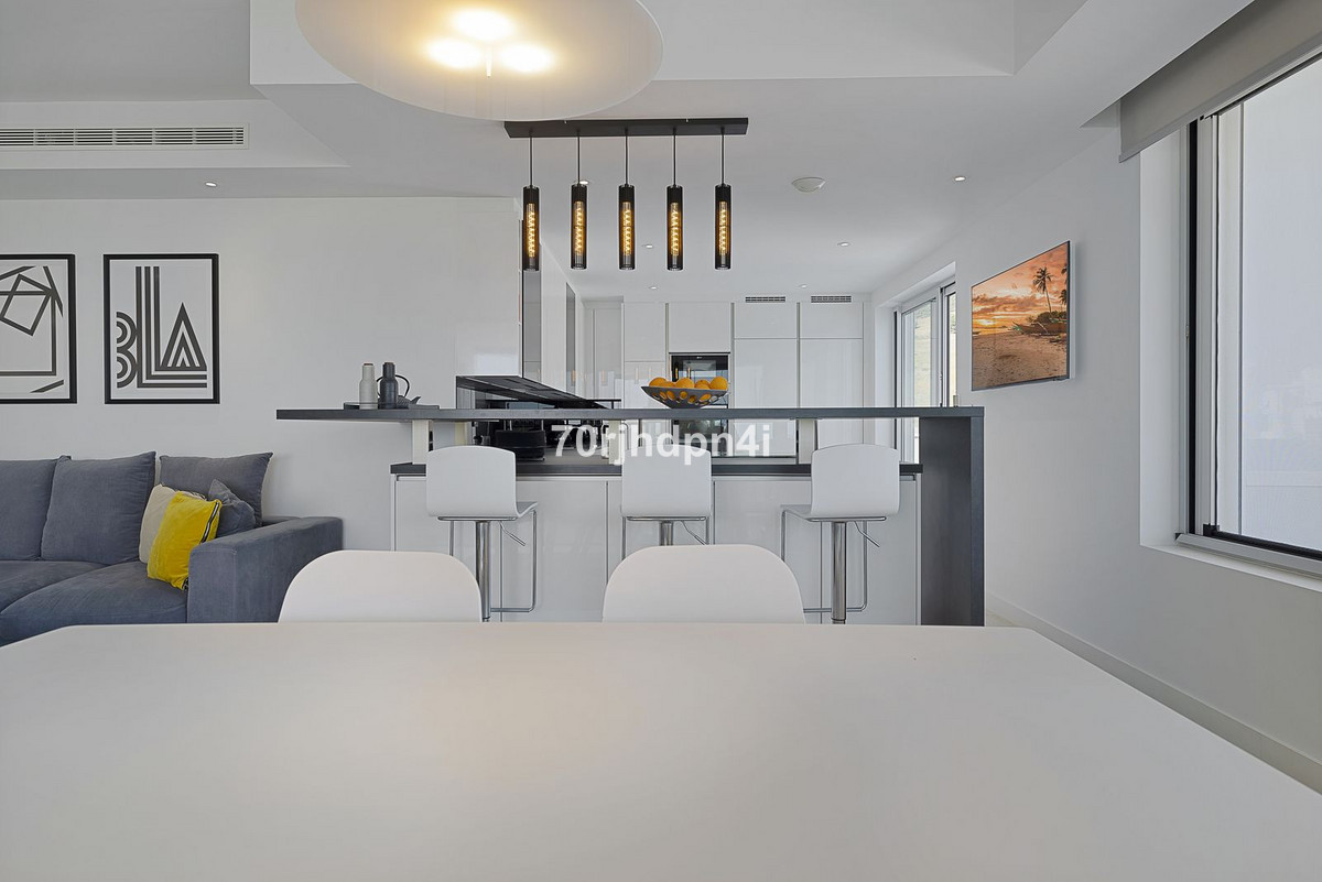 3 Bed Apartment for sale in Casares Costa Del Sol, Málaga, Spain