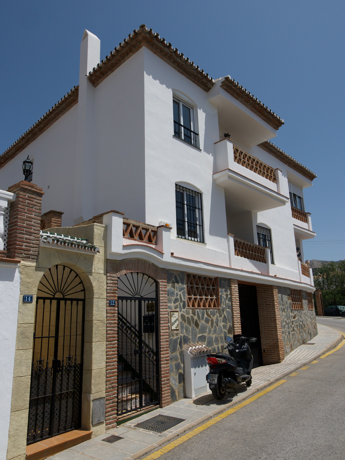 4 Bed Townhouse for sale in Mijas Costa Del Sol, Málaga, Spain