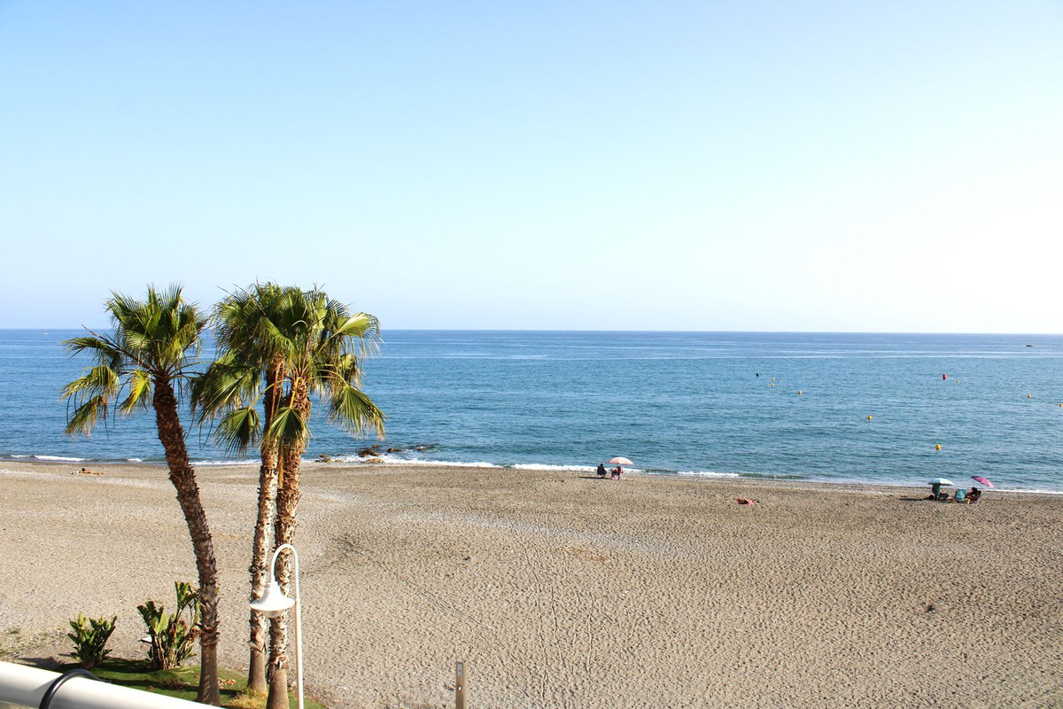 2 Bed Apartment for sale in Algarrobo Costa Costa Del Sol East, Málaga, Spain