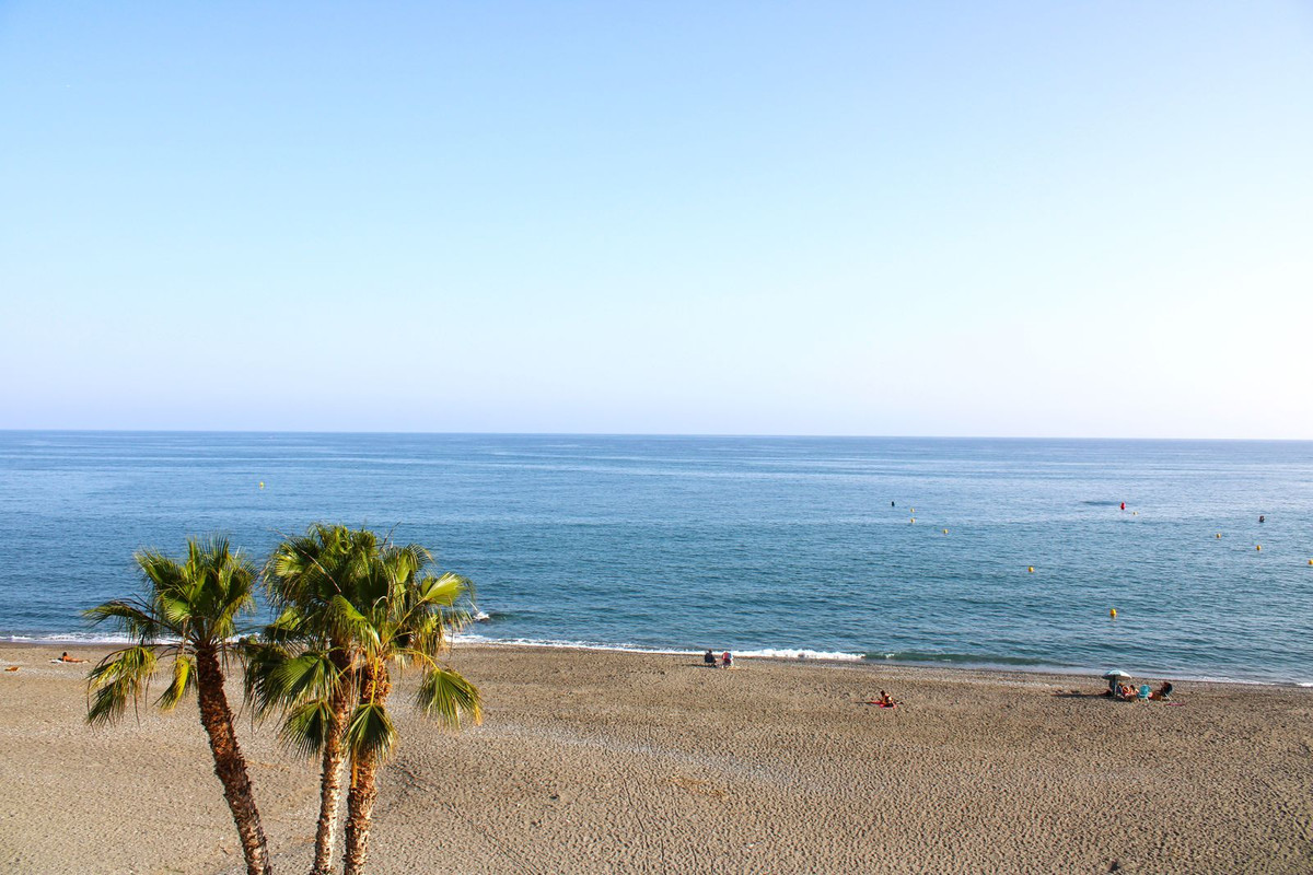 2 Bed Apartment for sale in Algarrobo Costa Costa Del Sol East, Málaga, Spain