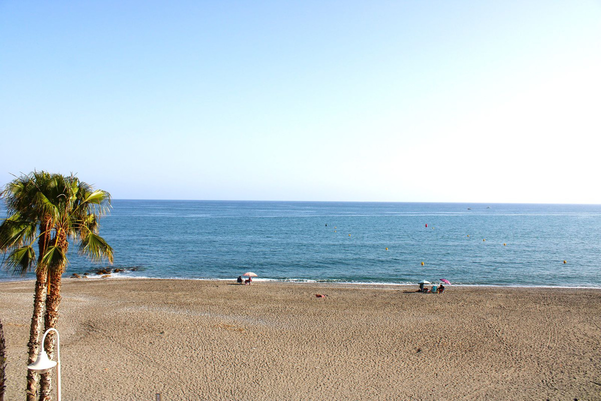 2 Bed Apartment for sale in Algarrobo Costa Costa Del Sol East, Málaga, Spain