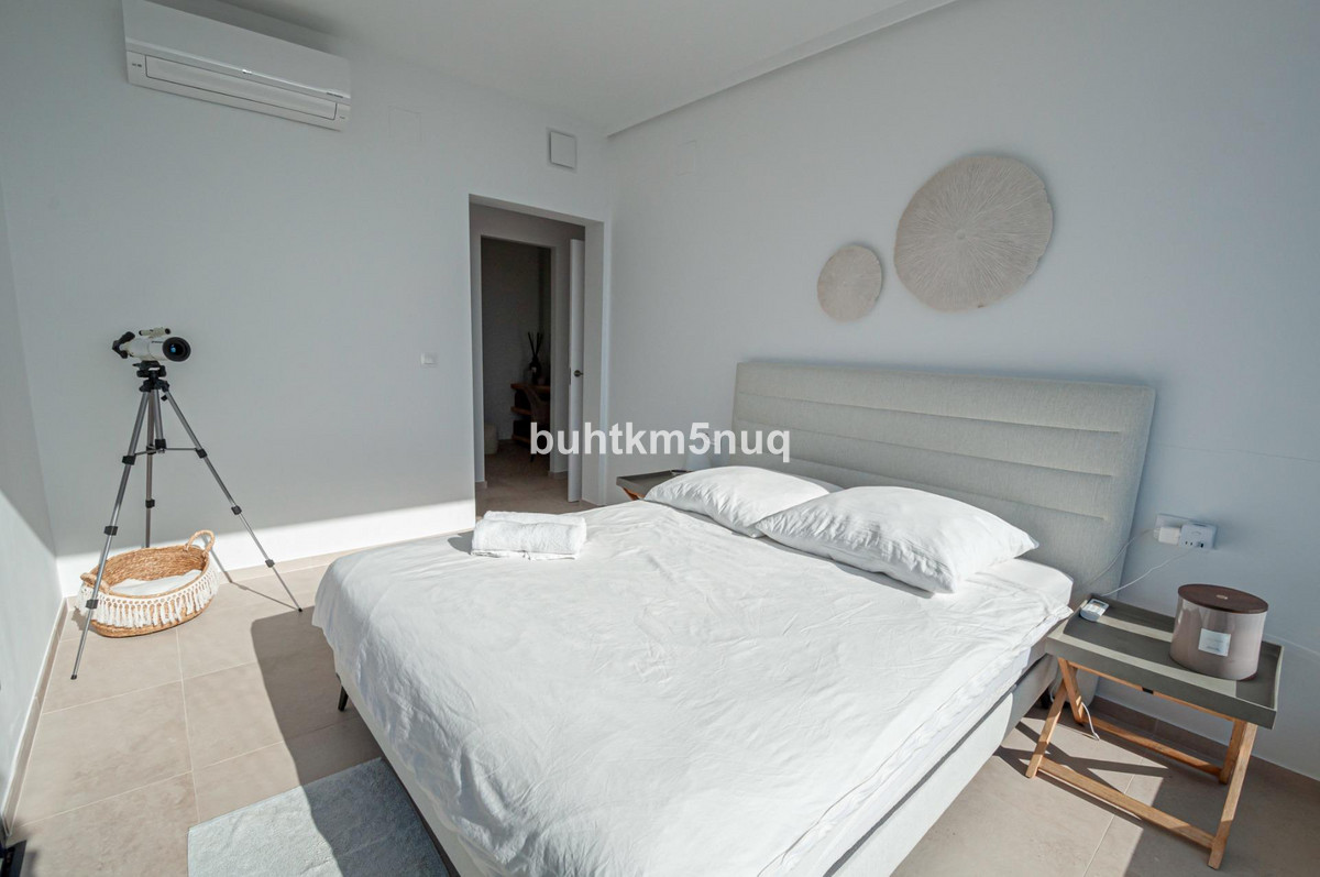 5 Bed Townhouse for sale in Moraira Costa Blanca, Alicante, Spain