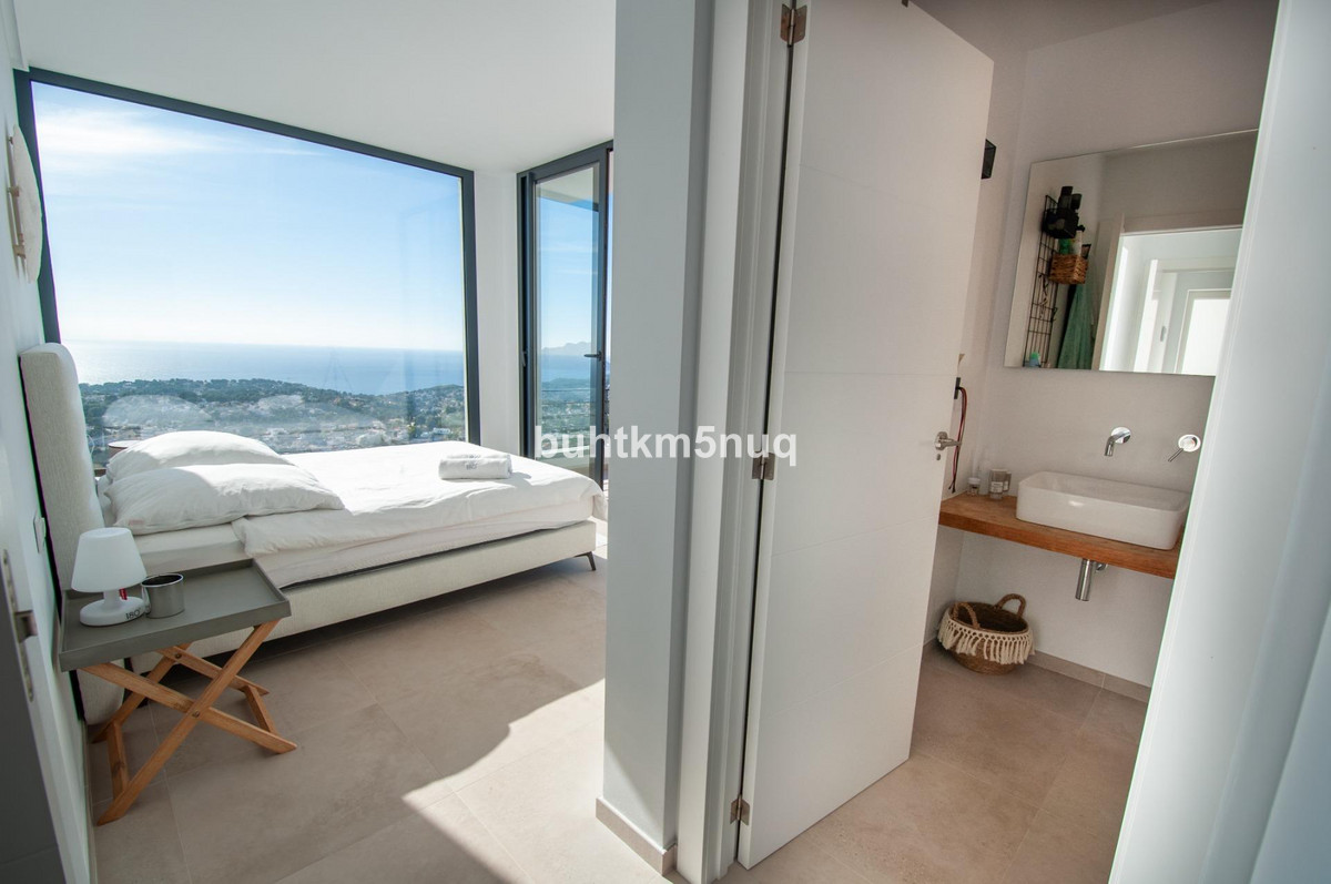 5 Bed Townhouse for sale in Moraira Costa Blanca, Alicante, Spain