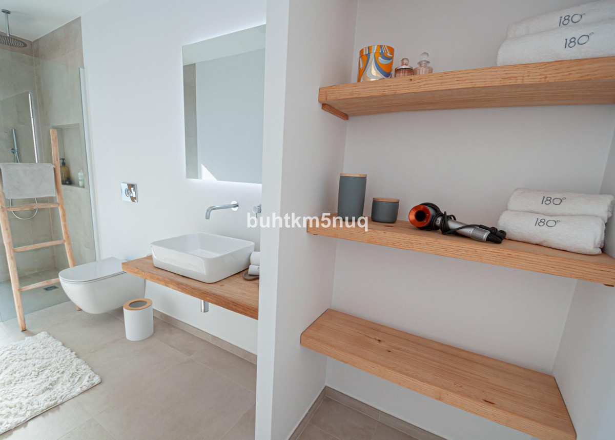 5 Bed Townhouse for sale in Moraira Costa Blanca, Alicante, Spain