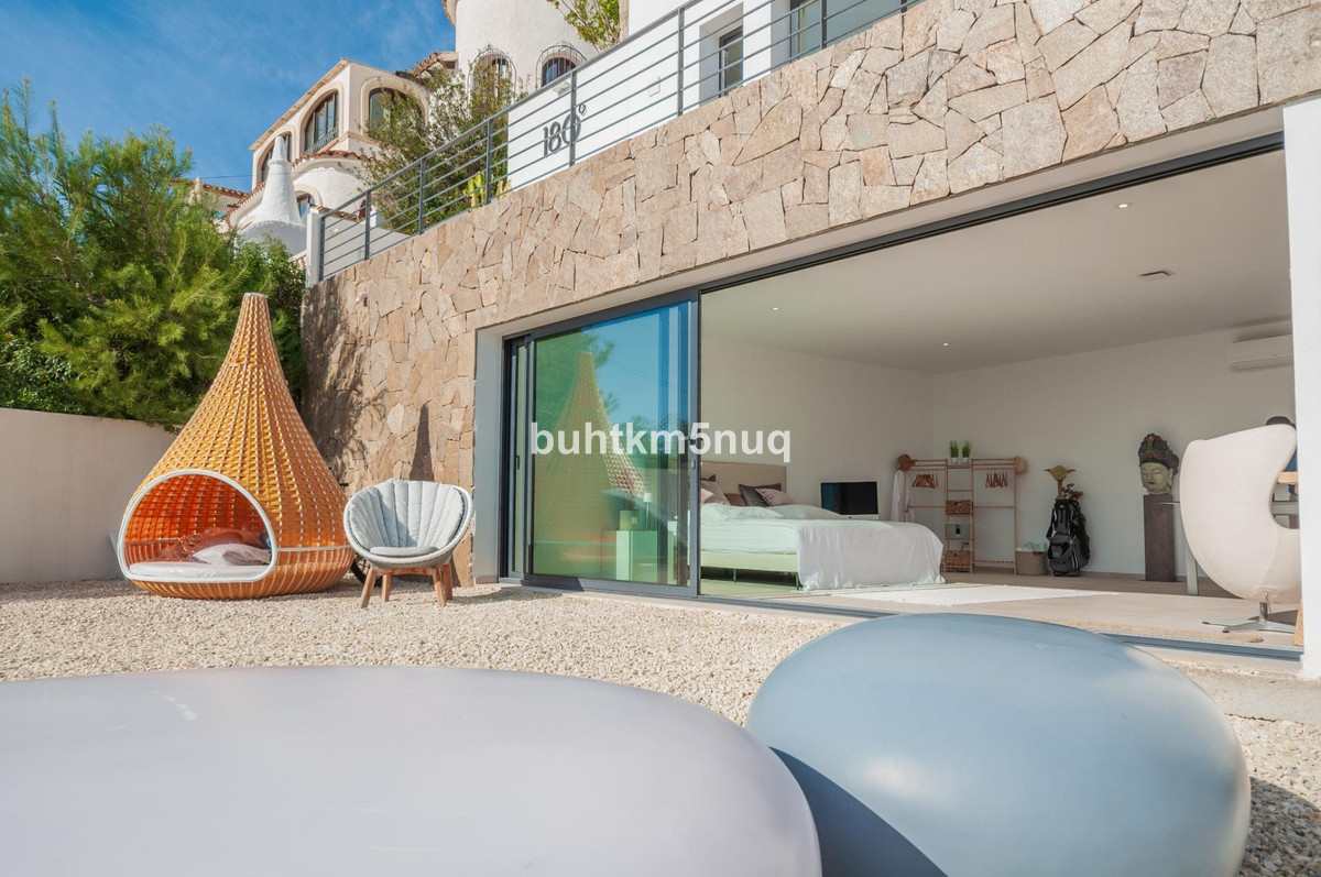 5 Bed Townhouse for sale in Moraira Costa Blanca, Alicante, Spain