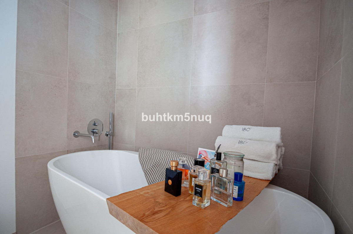 5 Bed Townhouse for sale in Moraira Costa Blanca, Alicante, Spain