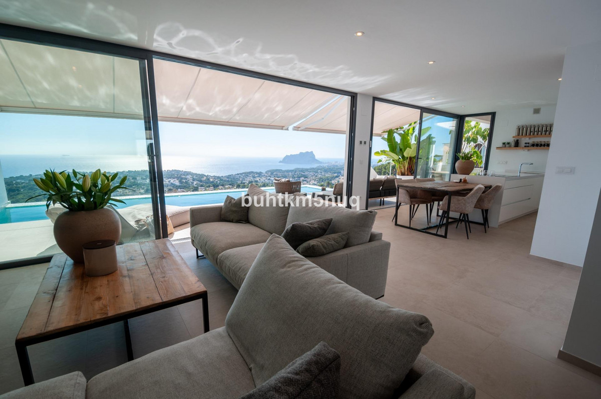 5 Bed Townhouse for sale in Moraira Costa Blanca, Alicante, Spain