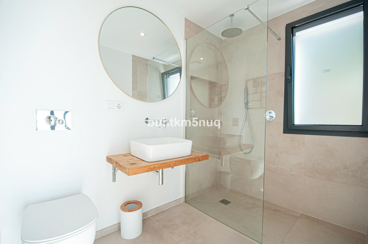 5 Bed Townhouse for sale in Moraira Costa Blanca, Alicante, Spain