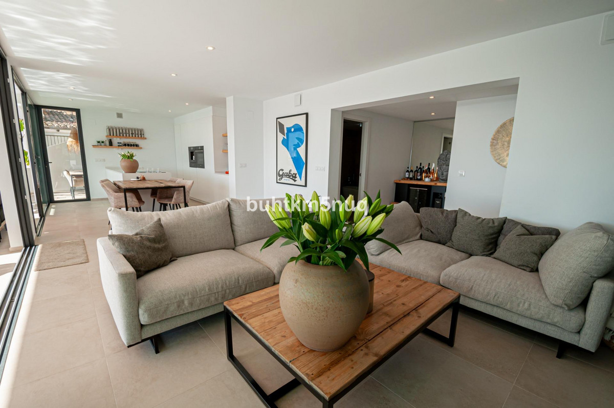5 Bed Townhouse for sale in Moraira Costa Blanca, Alicante, Spain