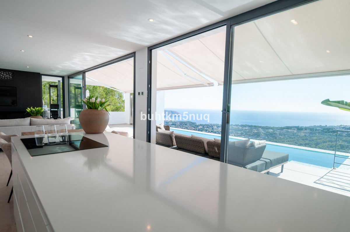 5 Bed Townhouse for sale in Moraira Costa Blanca, Alicante, Spain