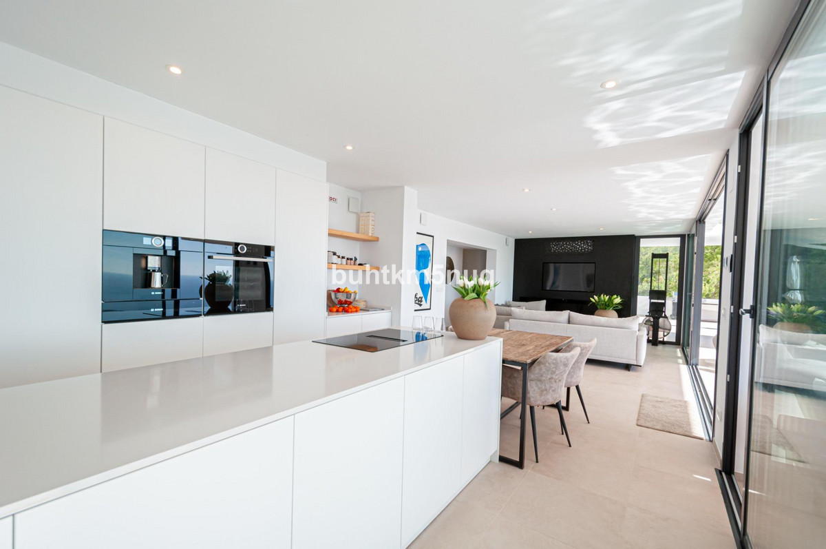 5 Bed Townhouse for sale in Moraira Costa Blanca, Alicante, Spain