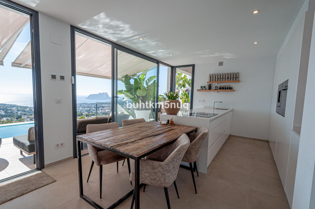 5 Bed Townhouse for sale in Moraira Costa Blanca, Alicante, Spain
