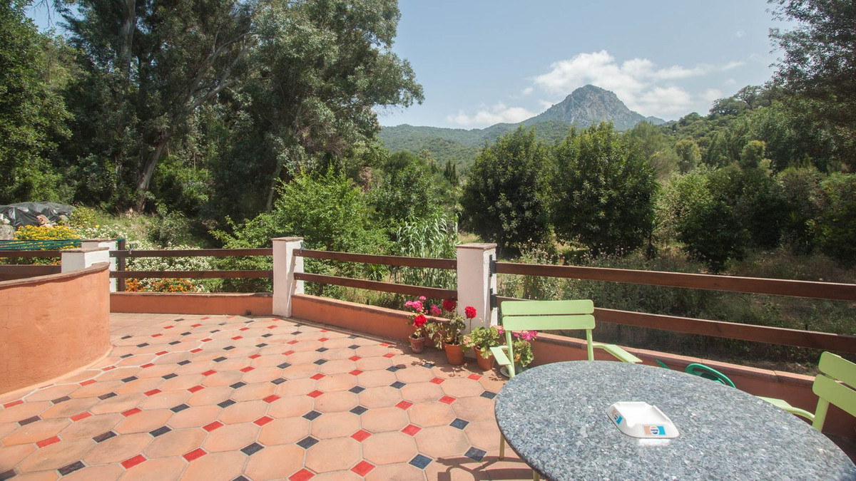 6 Bed Townhouse for sale in Gaucín Costa Del Sol, Málaga, Spain