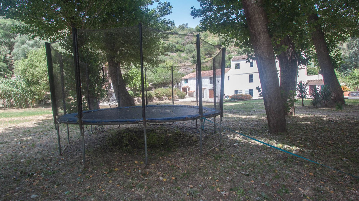 6 Bed Townhouse for sale in Gaucín Costa Del Sol, Málaga, Spain