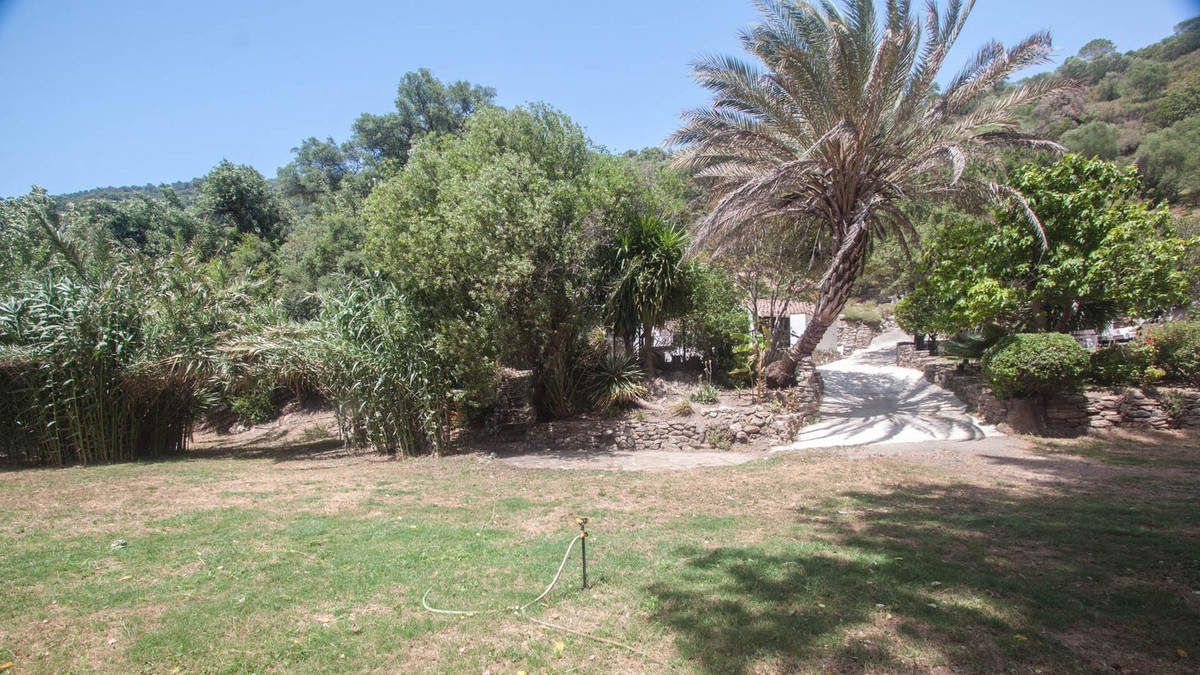 6 Bed Townhouse for sale in Gaucín Costa Del Sol, Málaga, Spain