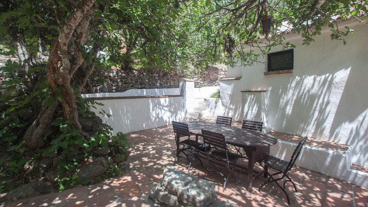 6 Bed Townhouse for sale in Gaucín Costa Del Sol, Málaga, Spain