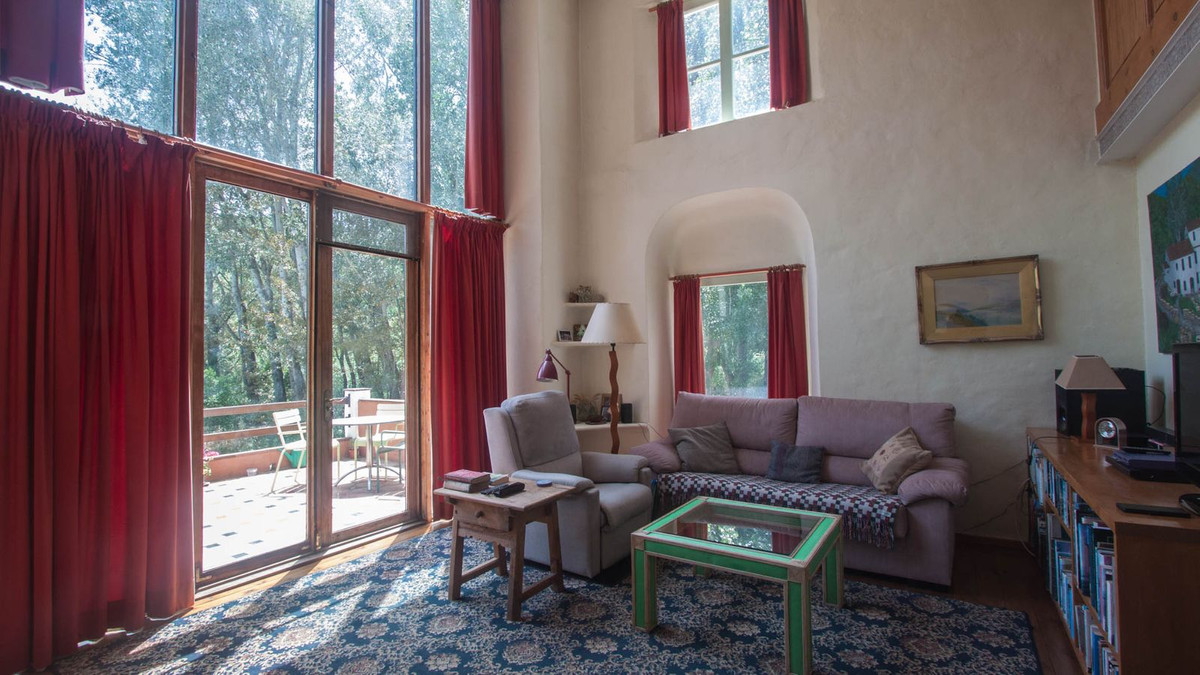 6 Bed Townhouse for sale in Gaucín Costa Del Sol, Málaga, Spain
