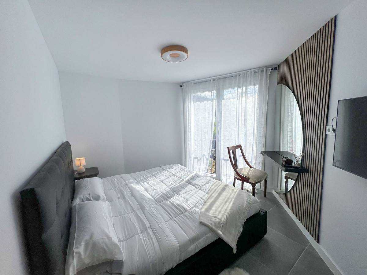2 Bed Commercial unit for sale in Parauta Málaga, Málaga, Spain