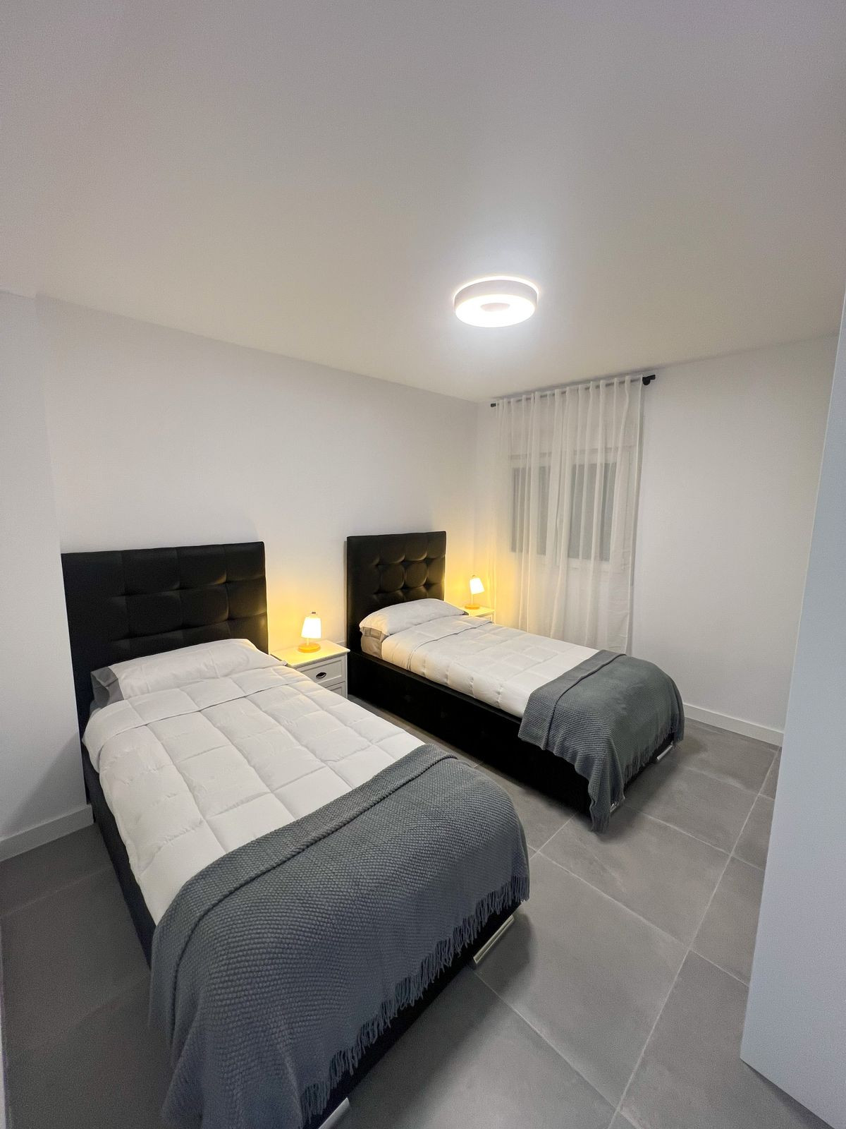 2 Bed Commercial unit for sale in Parauta Málaga, Málaga, Spain