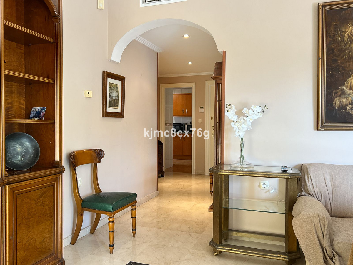 Se vende Apartamento Planta Media de 2 dormitorios en Costa Del Sol, Málaga, España