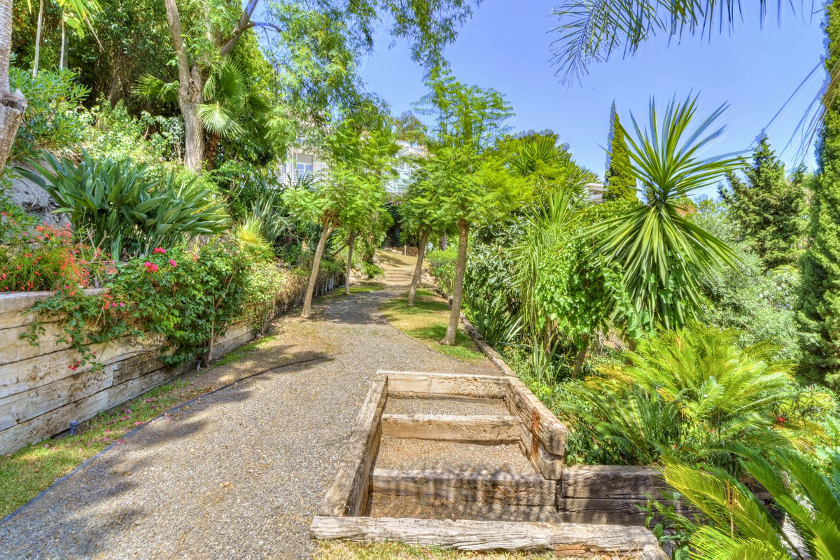 Se vende Villa - Chalet de 5 dormitorios en Costa Del Sol, Málaga, España